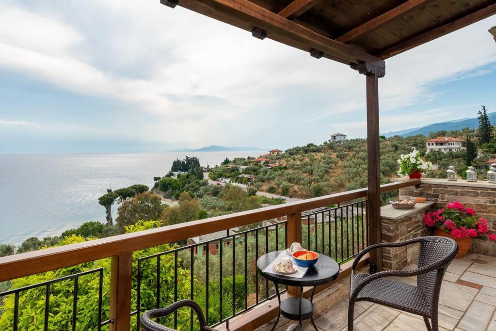 Seaside House With View Over Pagasitikos Afissos Eksteriør billede